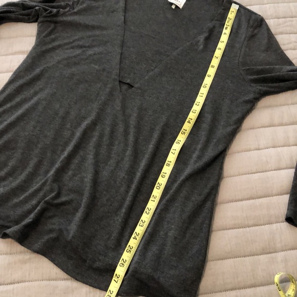 Lisa & Lucy knit top, size Large, excellent condition - Picture 10 of 12